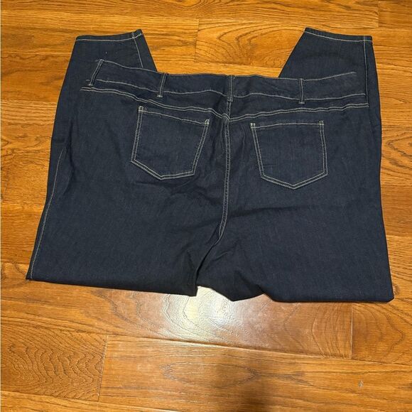 Torrid Women's Dark Blue Premium Jeans size 30XT - Picture 3 of 7